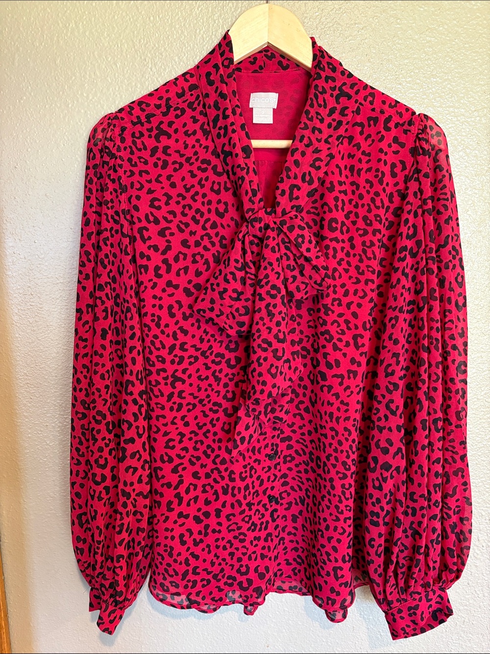 Chico's Size 2 (12-14) Red and Black Leopard Tie-Neck Blouse